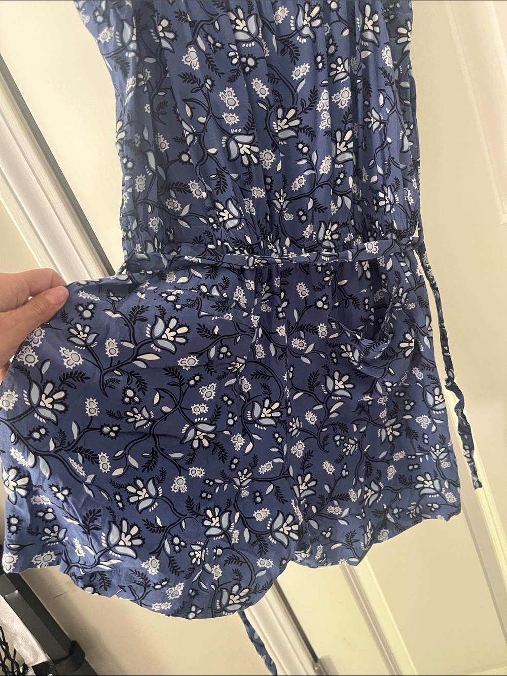 loft blue floral romper spaghetti strap rayon cinch waist summer Small petite - Picture 6 of 7